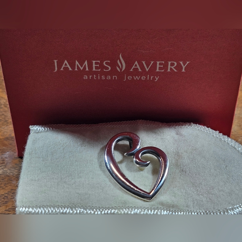 Retired James Avery Sterling A Mother's Love Pendant